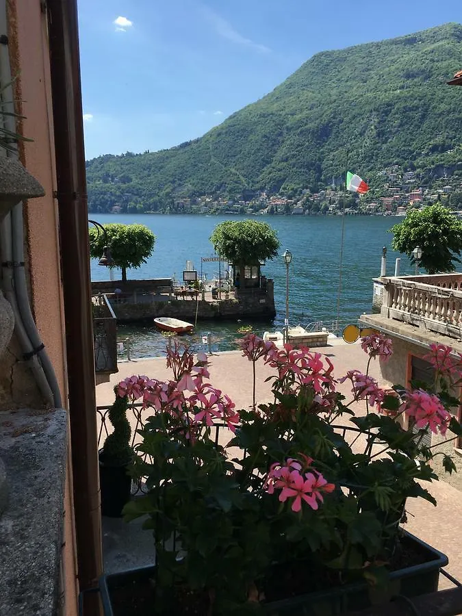 Bed&Breakfast Dèco Torno Bed & Breakfast
