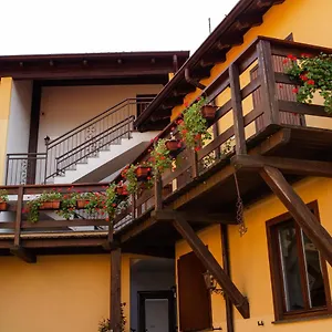La Corte Sul Merone